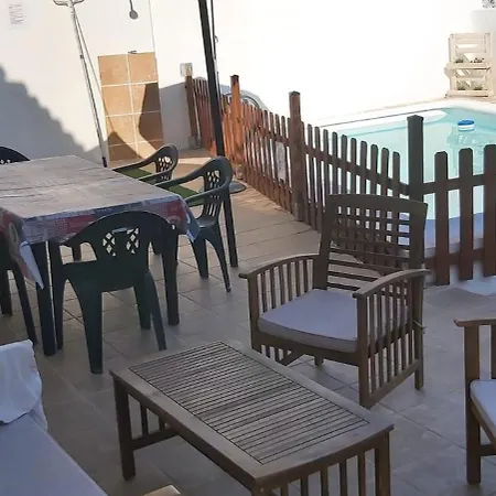 En Granada Con Chimenea, Piscina Privada Y Barbacoa 