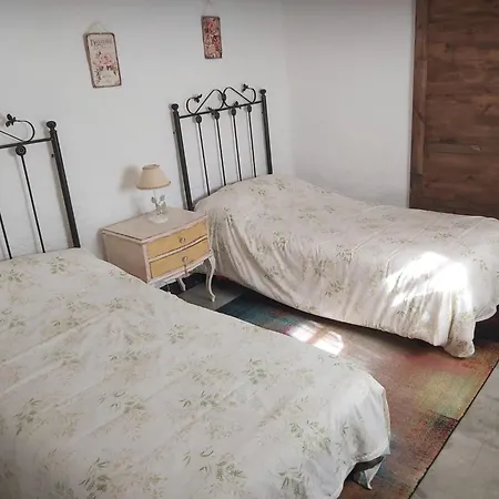 En Granada Con Chimenea, Piscina Privada Y Barbacoa 